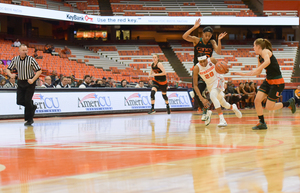 Brittney Sykes led all scorers with 29 points on Sunday afternoon in the Carrier Dome, leading SU to an upset victory over No. 14 Miami. 