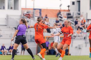 Ava Uribe (No. 7) notched her second goal of the season, leading Syracuse to its first Power Four win since 2022.