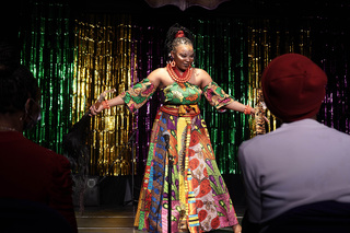 Chant Performer, poet and Mother-Tongue Advocate Amarachi Attamah performs at Fête Noir.