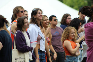 Students enjoy University Union’s Quad Tunes performances on the Quad. Many football spectators and music lovers came to the performances to get into the game day spirit.